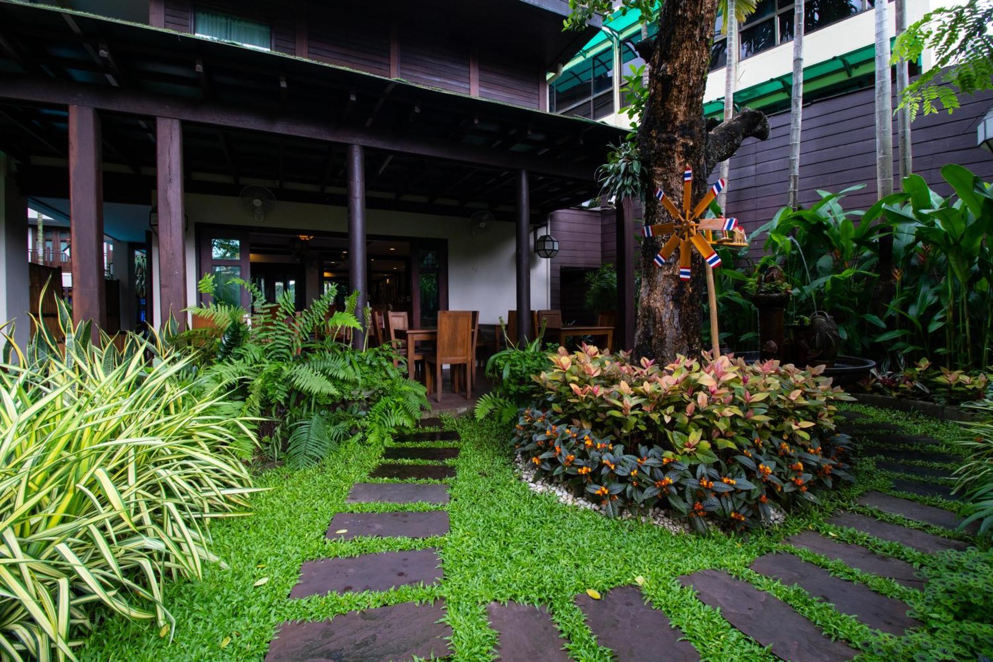 Viang Thapae Resort Chiang Mai Exterior foto
